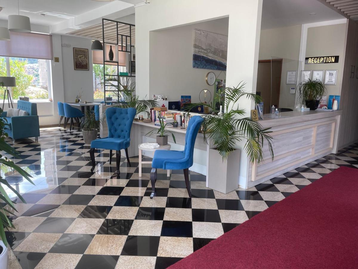 Montebay Perla Hotel Prčanj Kültér fotó