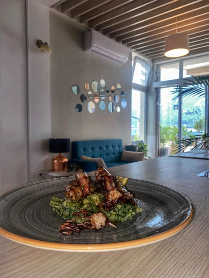 Montebay Perla Hotel Prčanj Kültér fotó