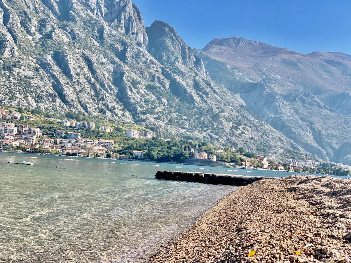 Montebay Perla Hotel Prčanj Kültér fotó